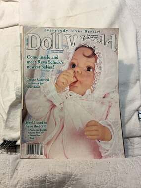 Lot of 8 Vintage Doll World Magazines 1997-1999